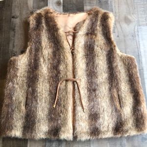 Vintage faux fur lace front vest